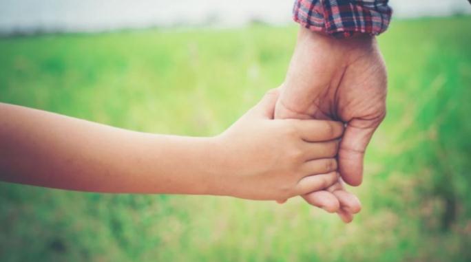 21 октября  впервые в Республике Беларусь отмечают День отца